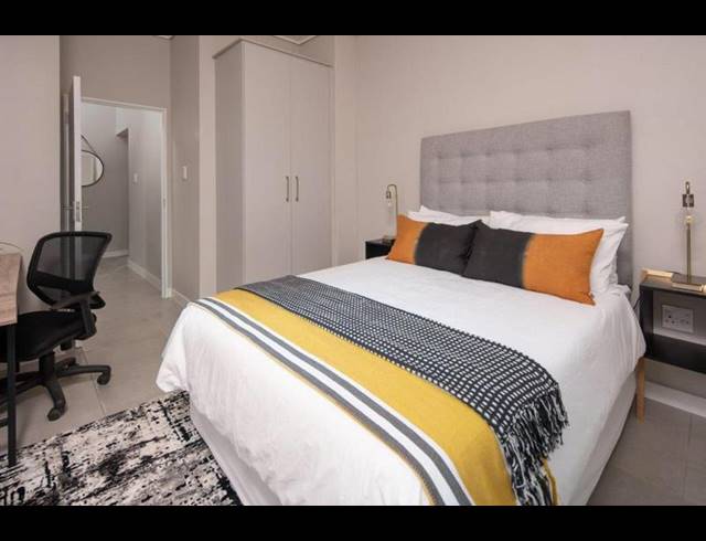 2 BEDROOM APARTMENT FOR SALE IN LYNNWOOD